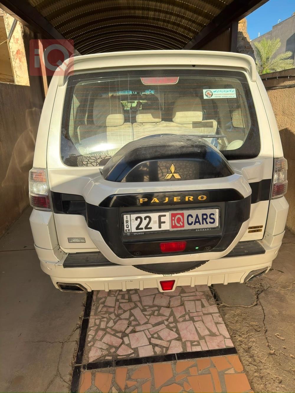 ميتسوبيشي باجيرو